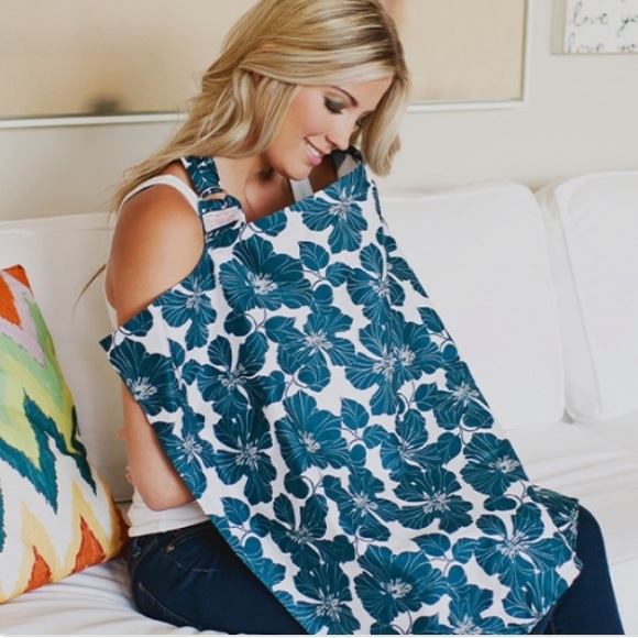 udder covers Accessories Nwt Udder Covers Nursing Breastfeeding